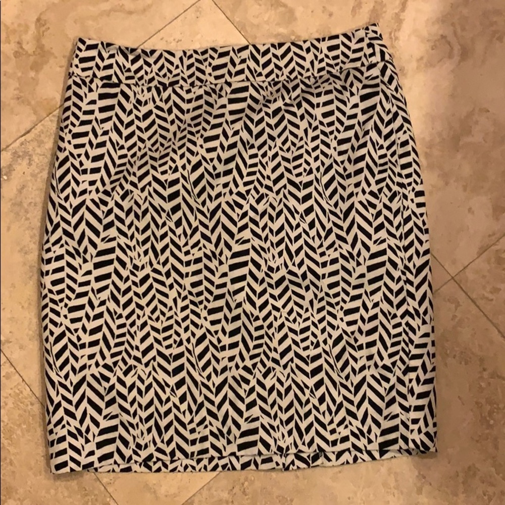 SOLD‼️Work skirt